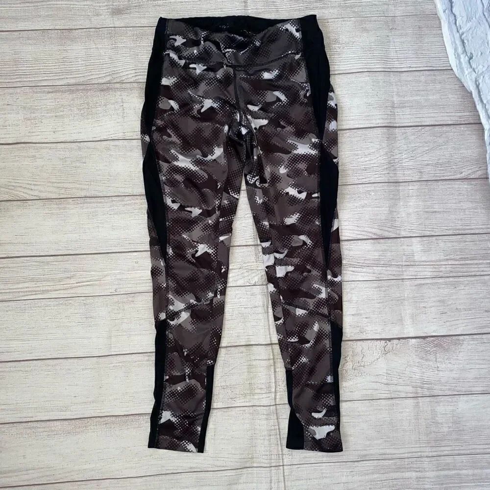 Avia women S pull on print leggings w/elastic waist black and white